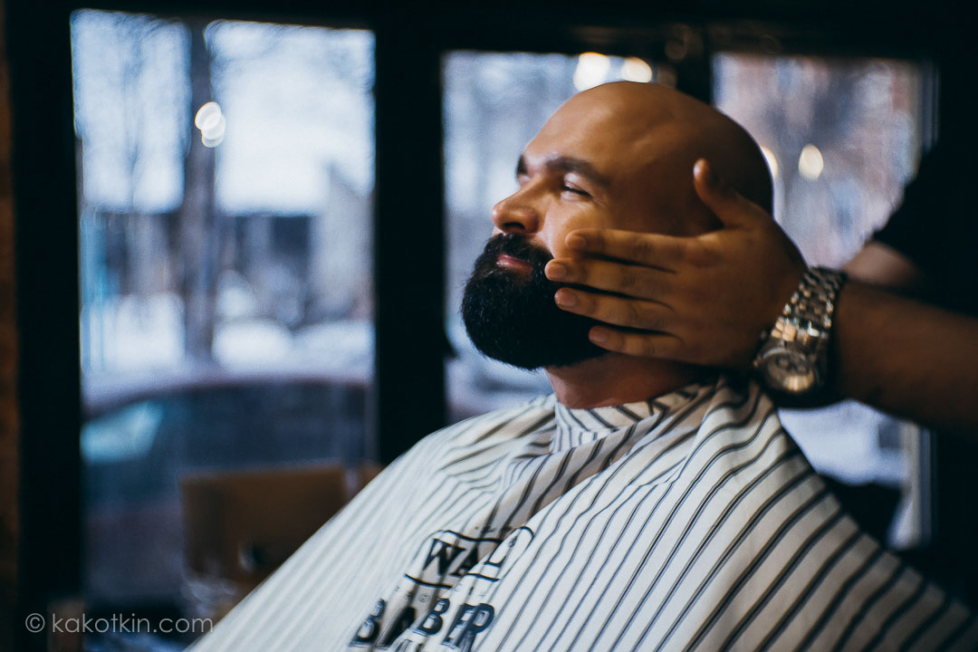 Стрижка бороды и усов мужская парикмахерская чоп чоп барбершоп парикмахер barbershop москва тверь Black Leon Шах