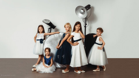 Детская групповая фотосессия для каталога одежды Москва. Каталожная фотосьемка.