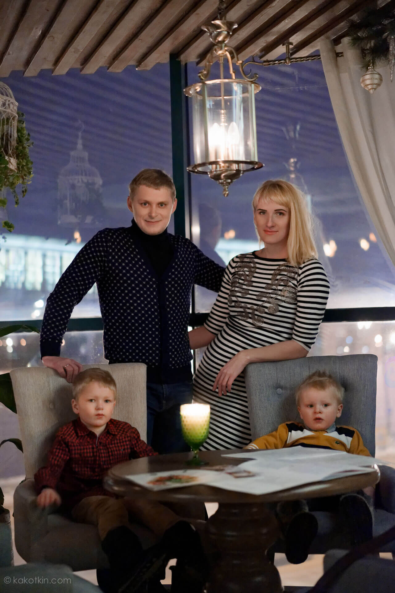 Семейная фотосъемка зимой, фотограф в Краснодаре, в Твери, в Москве Роман Какоткин.