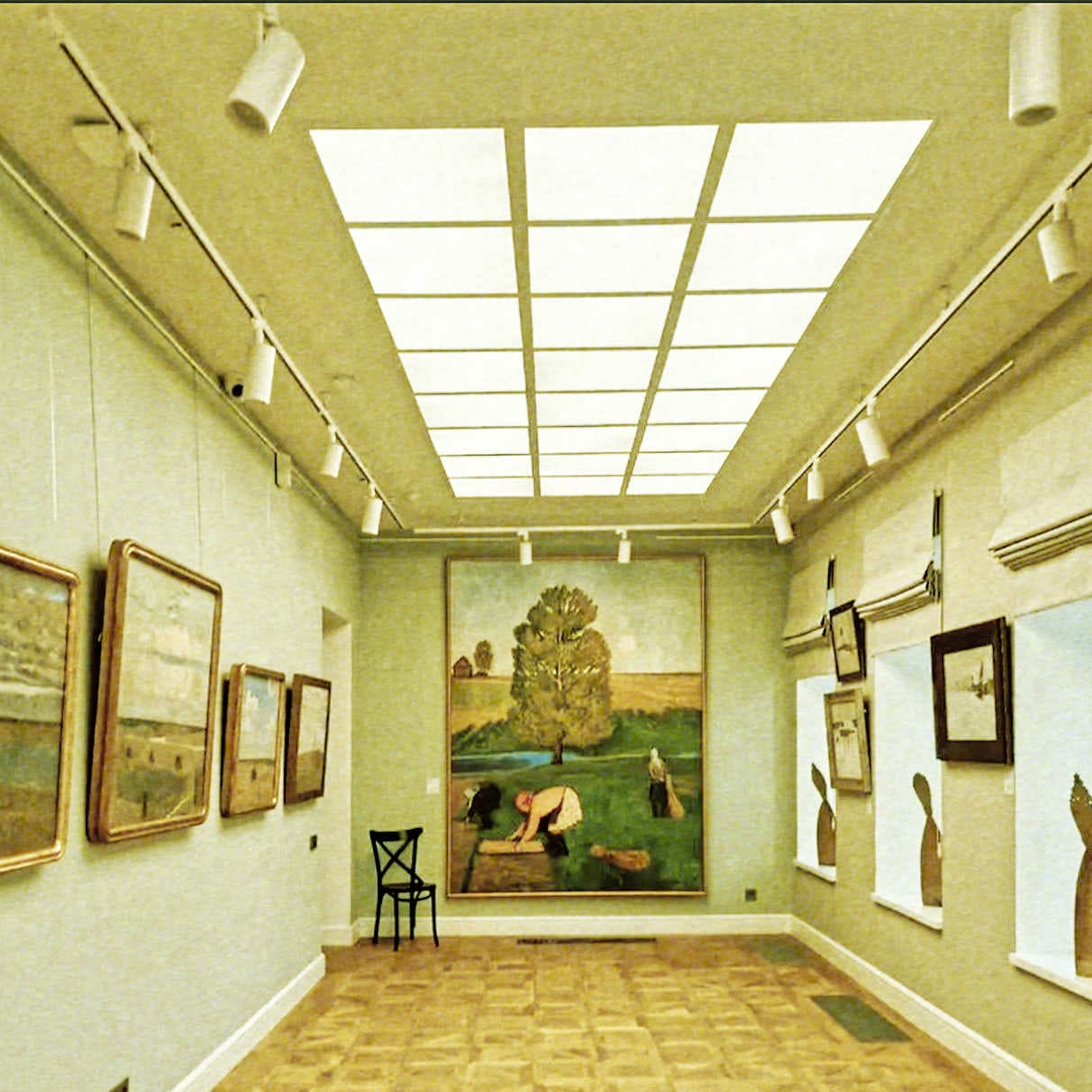 Галерея музей Валентина Сидорова на теплой земле