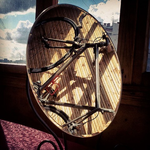 Зеркало. Велосипед